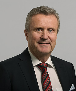 Portrait Dr. Gernot Felmet