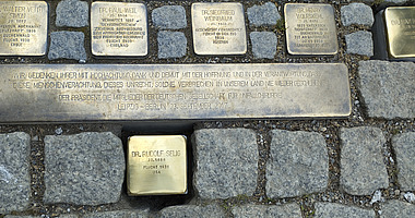 eingelassene Stolpersteine
